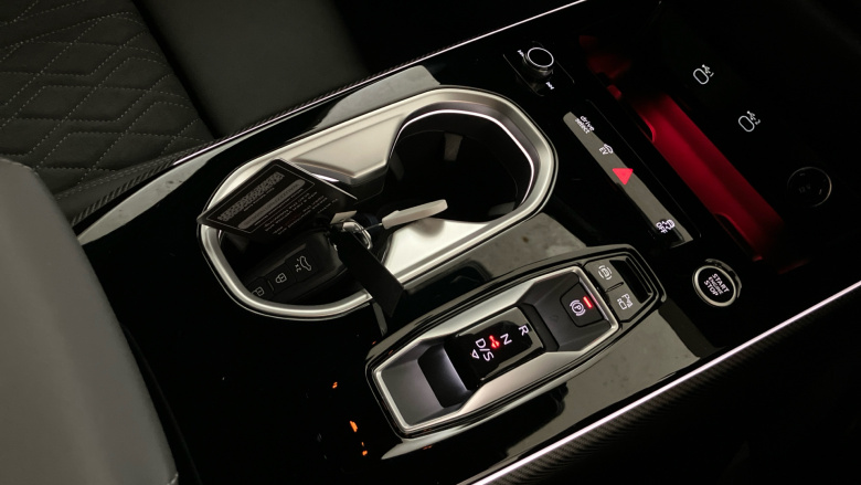 Audi A6 2.0 e-Hybrid Qtro 299 Launch Edition 4dr S Tronic Saloon